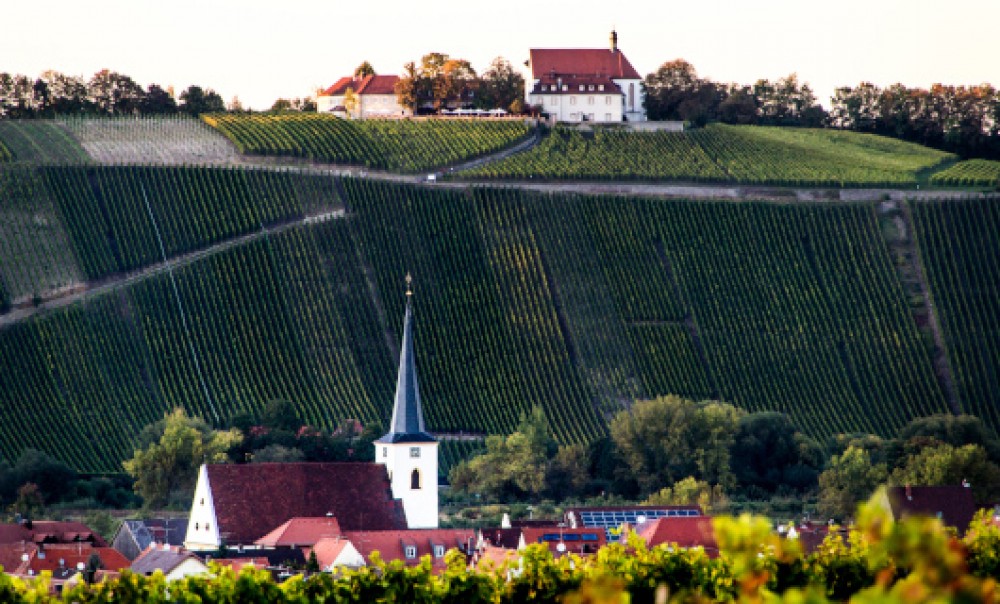 Ländlicher Raum. Foto: Jörg Farys, (c) Arbeitsgemeinschaft für Kinder- und Jugendhilfe - AGJ