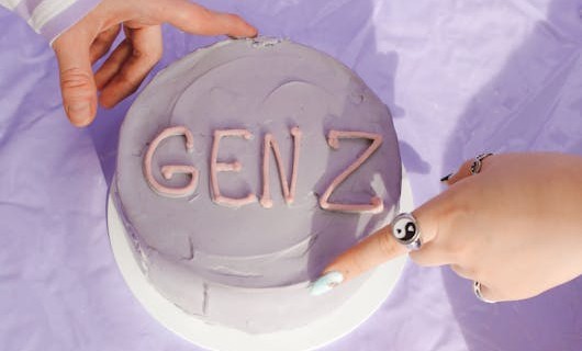 Torte mit Schriftzug GenZ